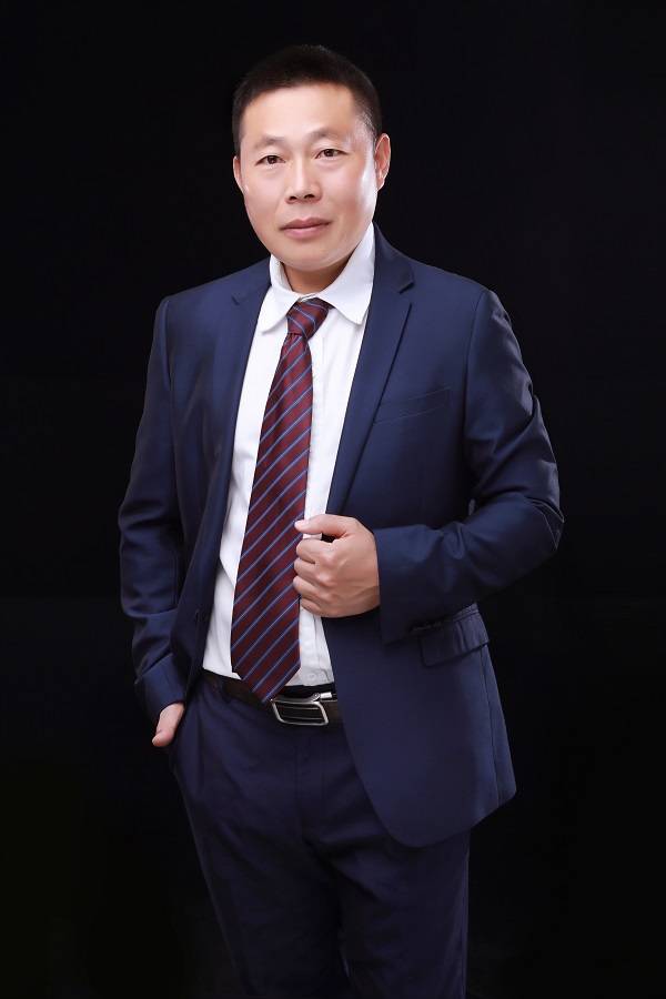 杨志荣.jpg